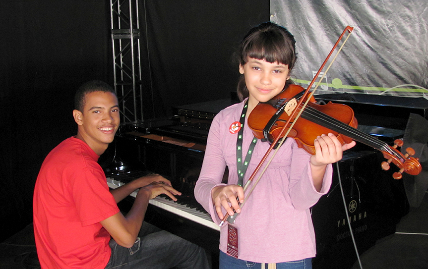 Alison and Harold with grand piano