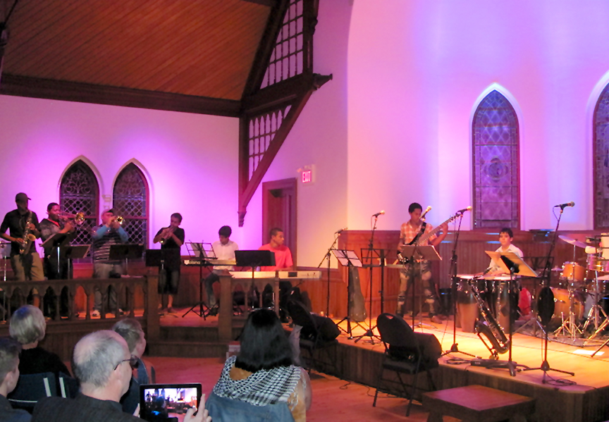 Los Primos at St Marks Church